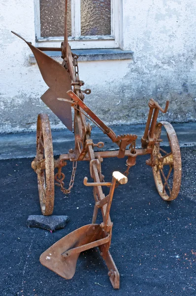 Antique agriculture machine plough — Stock Photo, Image