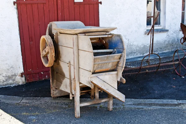 Alte Maschine zum Kartoffelwaschen — Stockfoto