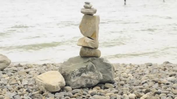 Feng Shui Objekt en el lago Bodensee Alemania — Vídeo de stock