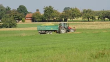 Traktör römork ile