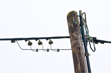 eski telefon direği