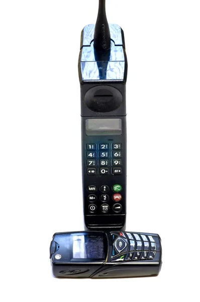 Mobilphone gamla och nya — Stockfoto