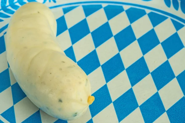 Kalvkött korv maträtt med bayerska färger — Stockfoto