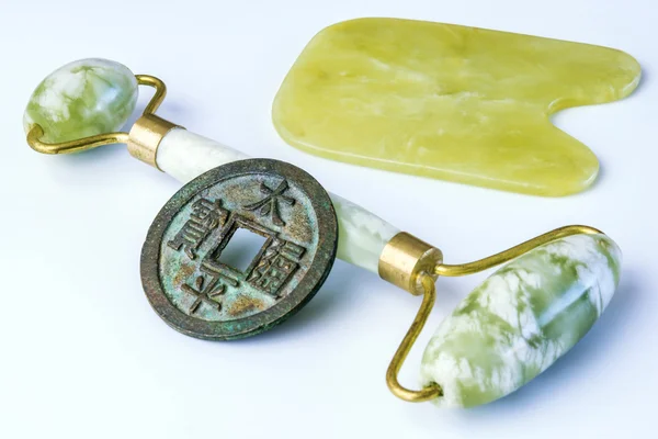Massage tool made of jade — Stock Photo, Image
