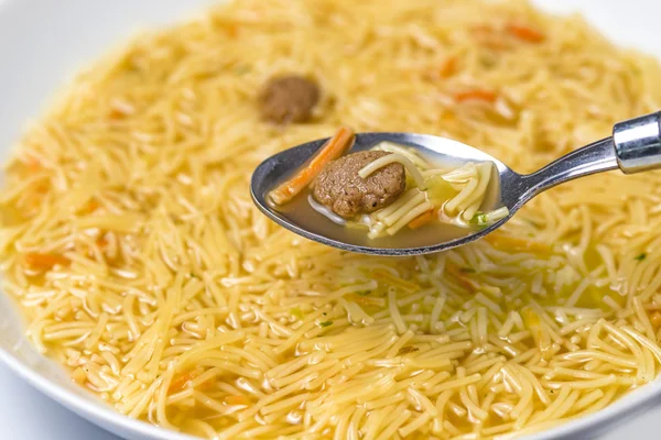 Noodle soup with beef balls — Stock Photo, Image
