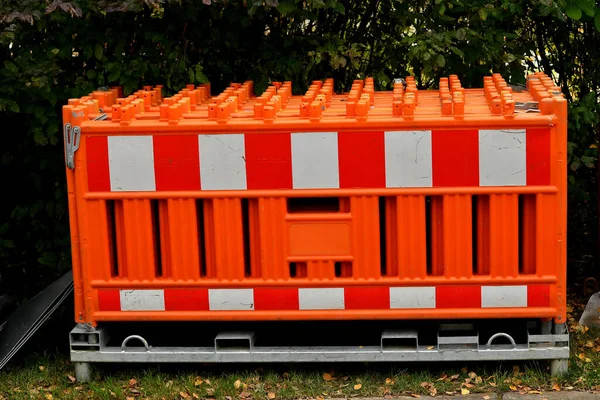 Barricadas Uma Área Construção Uma Rua — Fotografia de Stock