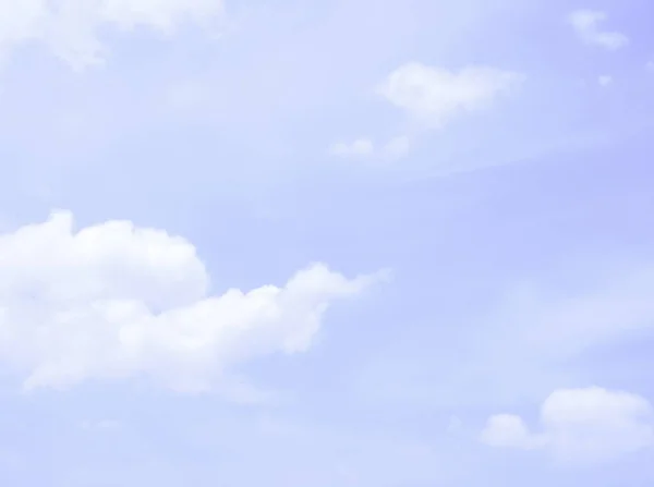 柔らかい空の背景 空のいい白い雲 — ストック写真