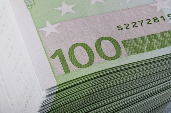 Pile of 100 euros — Stock Photo, Image