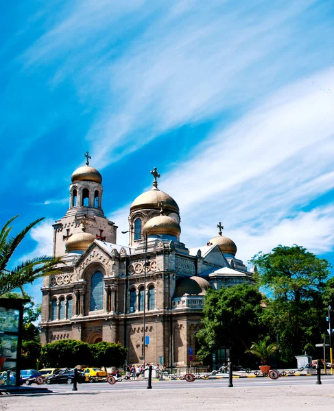 Catedral da Assunção da Bem-Aventurada Virgem em Varna Fotos De Bancos De Imagens