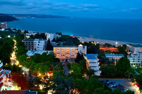 Foto de Albena resort al final de la noche . Fotos de stock