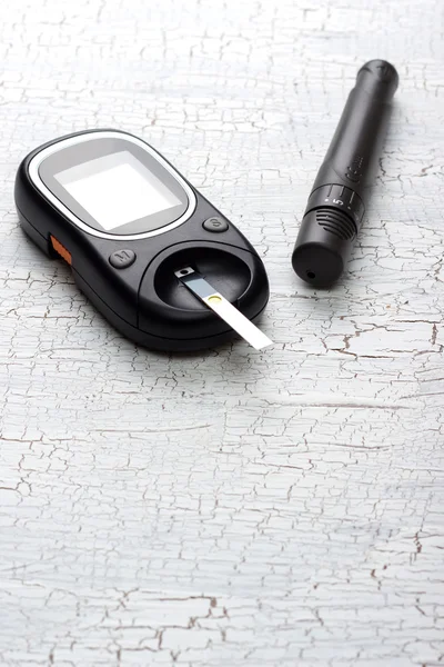 Dispositivo para medir o açúcar no sangue — Fotografia de Stock