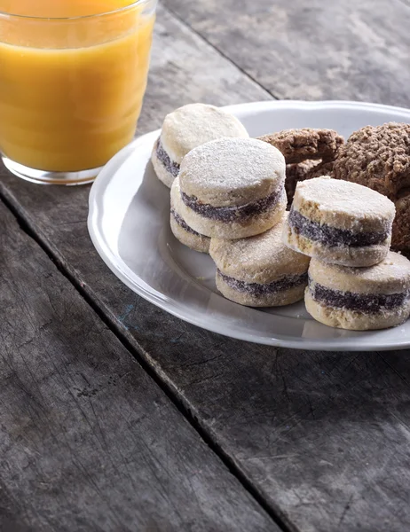 Τα cookies στο πιάτο — Φωτογραφία Αρχείου