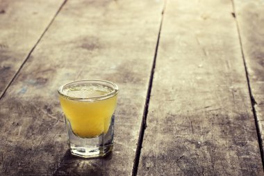 Limoncello limon likörü