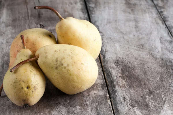 Organic pears — Stock Photo, Image