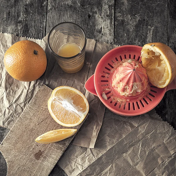 Dokonywanie sok pomarańczowy — Zdjęcie stockowe