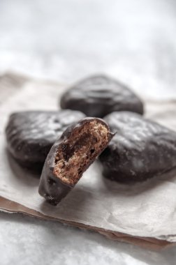 çikolata kalp ile marmelat dolu