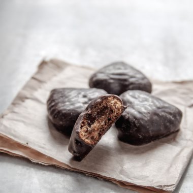 çikolata kalp ile marmelat dolu