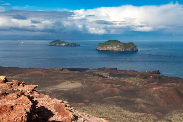 Blick von der Spitze des Vulkankraters Eldfell. Heimaey Island, Vestmannaeyjar, Island. — Stockfoto