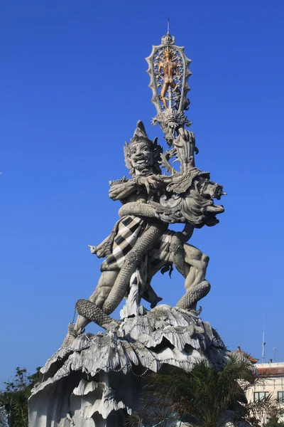 Estátua hindu em Kuta — Fotografia de Stock