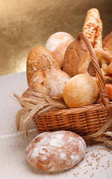 Φρέσκο ψωμί και γλυκίσματα — Φωτογραφία Αρχείου