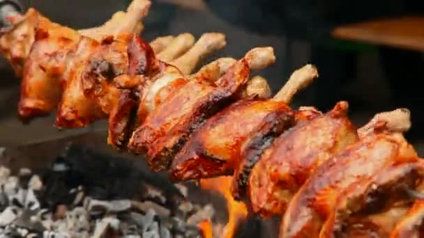 烤的鸡 — 图库视频影像