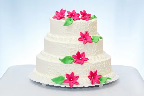 Three-storied wedding cake — Stock Photo, Image