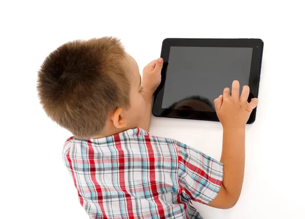 Menino brincando no tablet pc — Fotografia de Stock