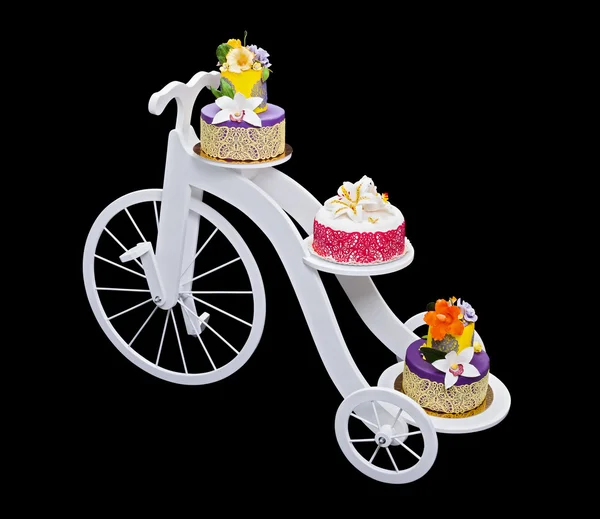 Soporte de pastel de bicicleta único con tres pasteles — Foto de Stock