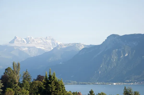 Nebelberge — Stockfoto