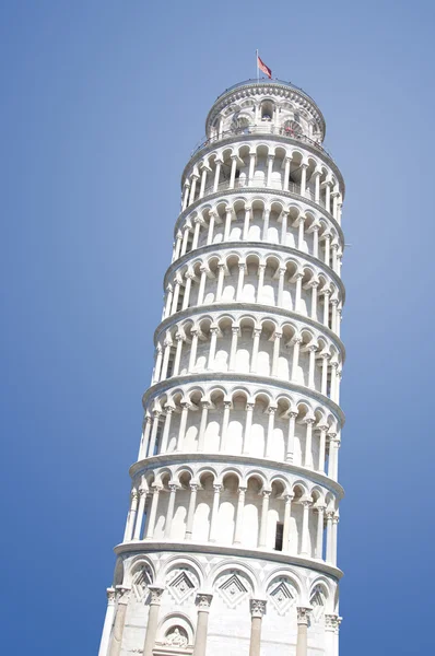 Krzywa Wieża w Pizie na białym tle — Zdjęcie stockowe