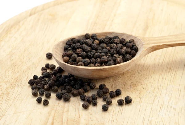 Black peppercorns — Stock Photo, Image