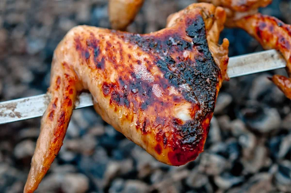 Wing on grill — Stock Photo, Image