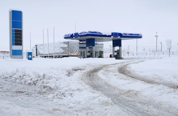 Gas Station Winter Close — Stock Photo, Image