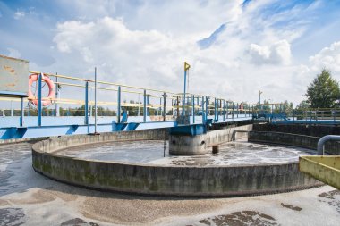Su arıtma tesisinde Solid Contact Clarifier Tank tipi Sludge Recirculation süreci 