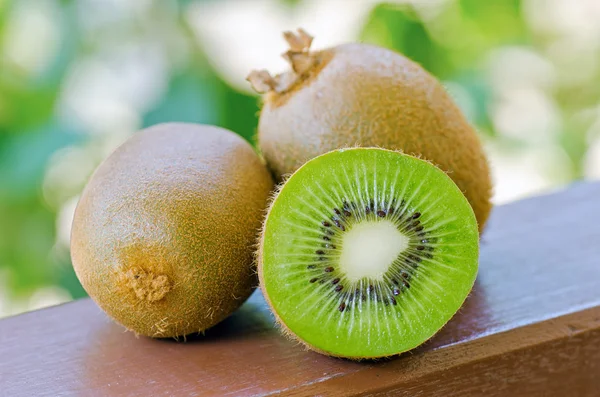 Kiwi — Foto Stock