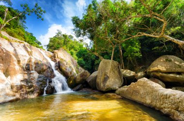 Hin delikanlı şelale. Koh samui, Tayland