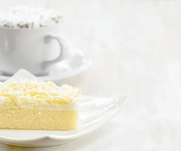 Kopje koffie met vers gebak — Stockfoto