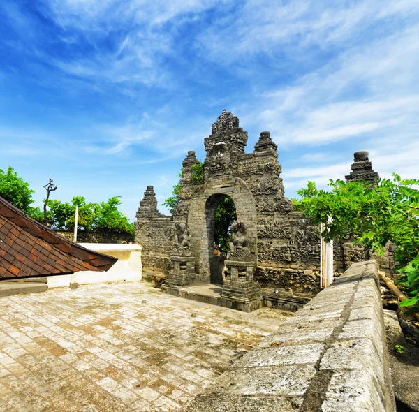 Templo de Uluwatu, bali, indonesia — Foto de Stock