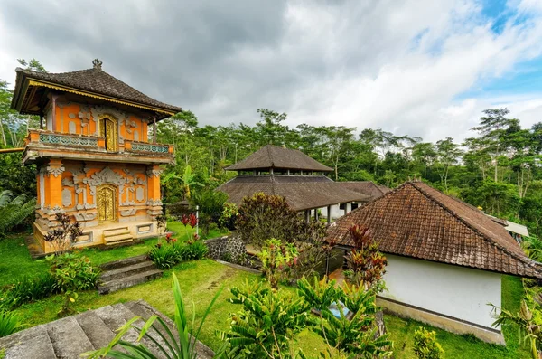 Traditionele balinese architectuur. de pura besakih tempel — Stockfoto