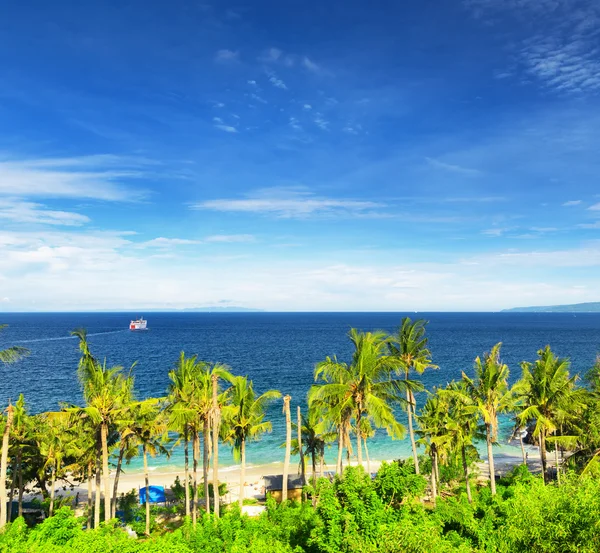 Plage tropicale. Padangbai, Bali, Indonésie — Photo