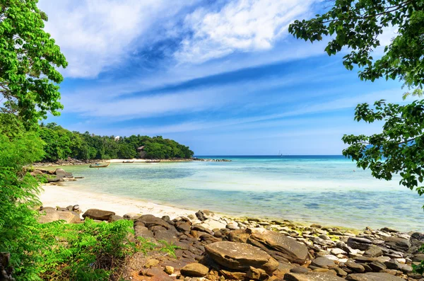 Paesaggio tropicale. Isola di Phi-phi, Thailandia — Foto Stock