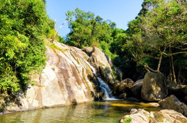 Hin delikanlı şelale. Koh samui, Tayland