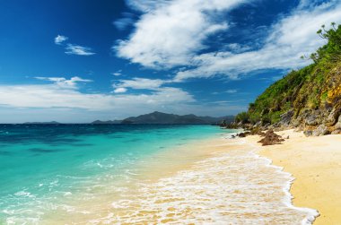 beyaz kum plaj. malcapuya Adası, Filipinler