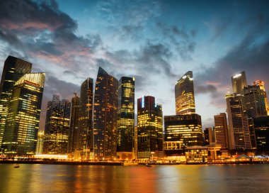 Singapur finans bölgesi içinde gökdelenler