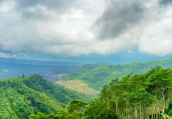 Mount Batur. Active volcano in Bali, Indonesia — Stock Photo, Image