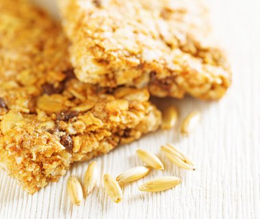 yulaf granola barlar ahşap tablo