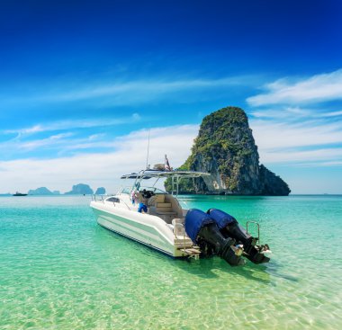 gemilerde phra nang beach, Tayland