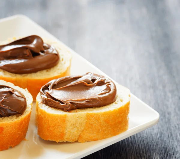 Tostadas con chocolate untado — Foto de Stock