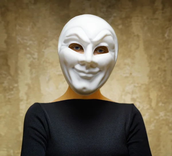 Woman in white mask. Horror concept — Stock Photo, Image