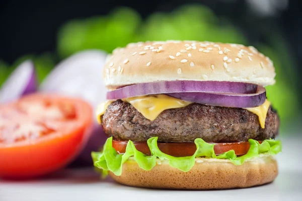 Cheeseburger — Stock Photo, Image